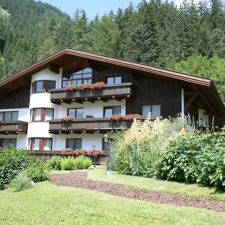 Apartment Haus Montana Elbigenalp